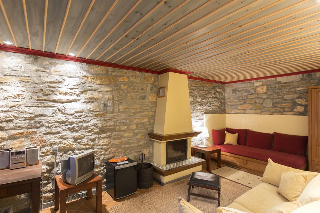 Anovolios Boutique Hotel Agios Georgios Nilias Ngoại thất bức ảnh