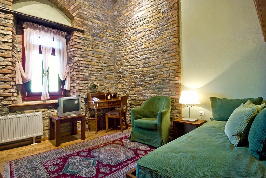 Anovolios Boutique Hotel Agios Georgios Nilias Ngoại thất bức ảnh